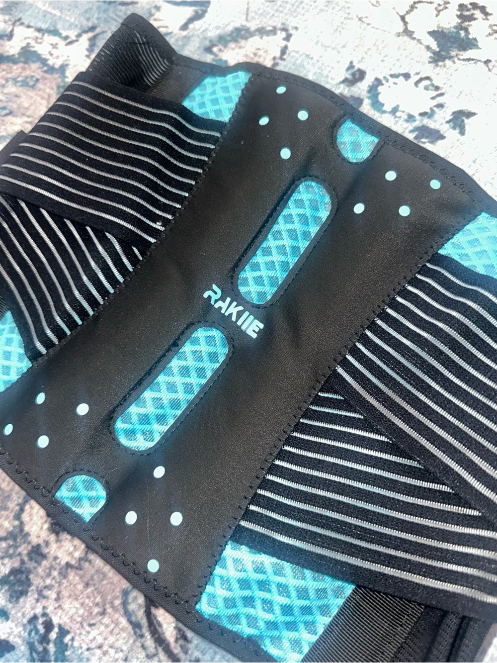 Adjustable Back Support Brace Light Blue One Size Fits All - Picture 2 of 3